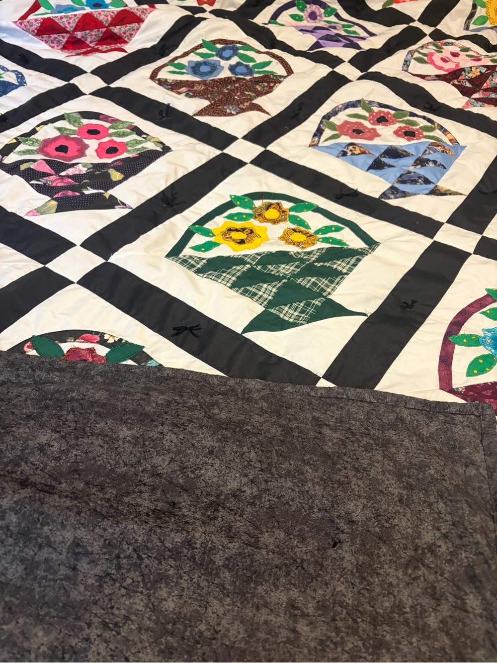 Month by month basket quilt. - Picture 5 of 5